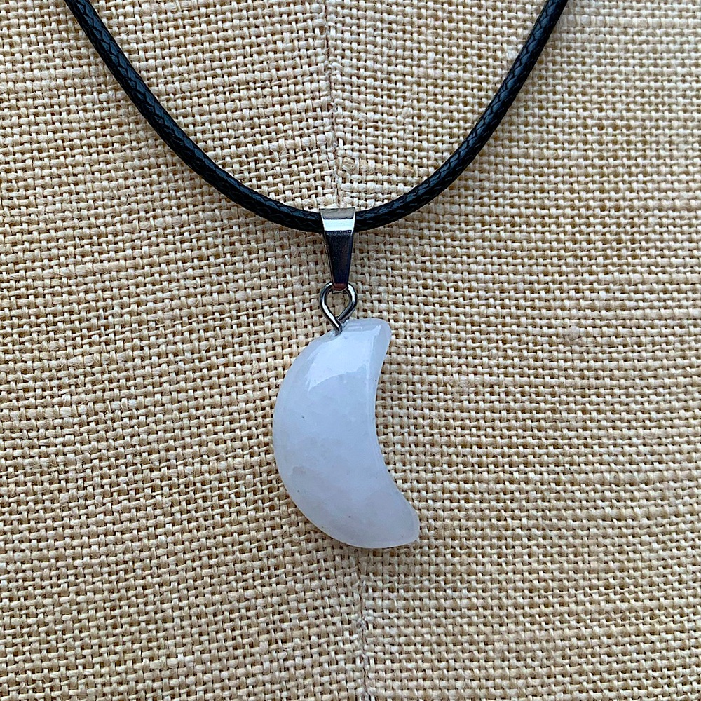 Handmade Genuine Stone Moon Charm Amulet Necklace - Picture 1 of 6